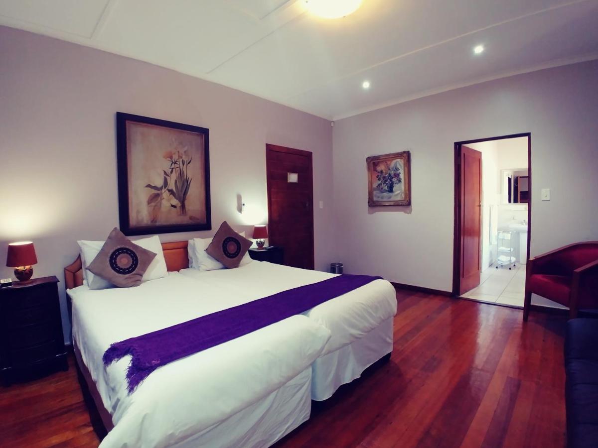 Winelands Villa Guesthouse And Cottages Somerset West Buitenkant foto
