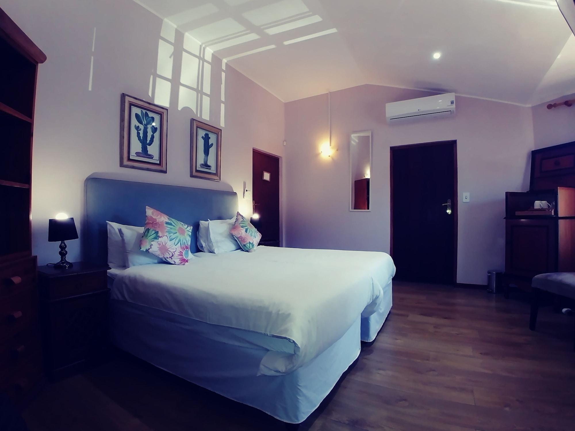 Winelands Villa Guesthouse And Cottages Somerset West Buitenkant foto