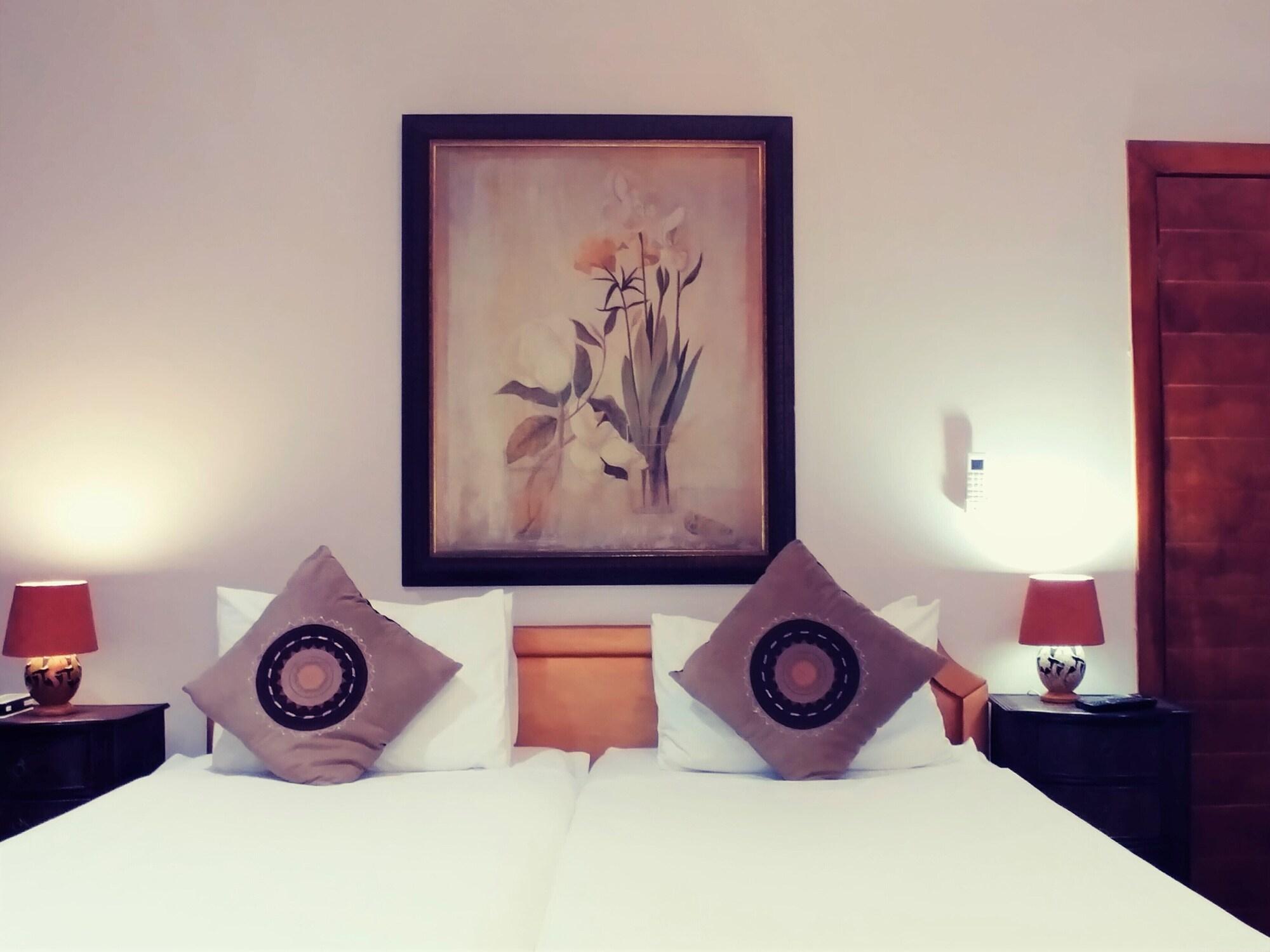 Winelands Villa Guesthouse And Cottages Somerset West Buitenkant foto