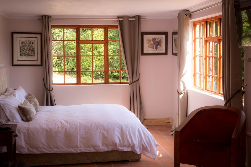 Winelands Villa Guesthouse And Cottages Somerset West Buitenkant foto